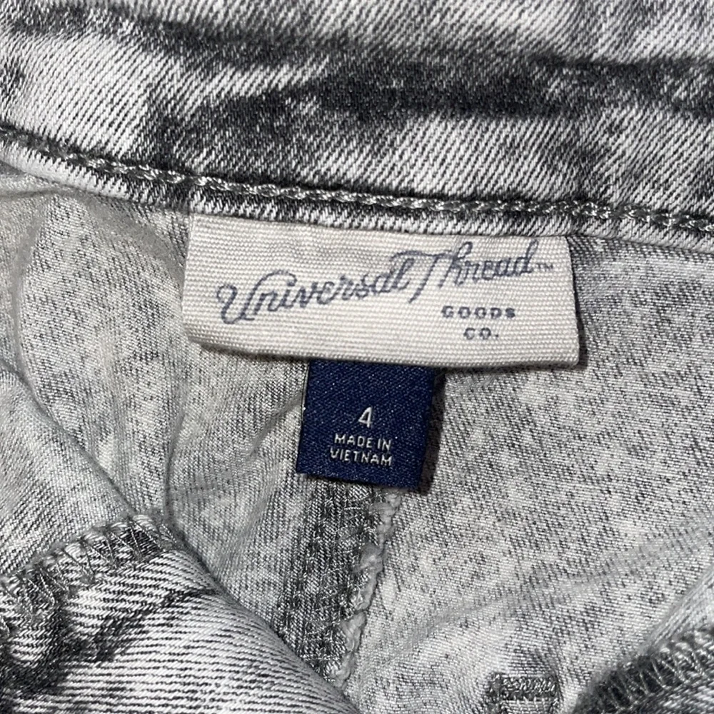 Never been worn - Picture 3 of 3